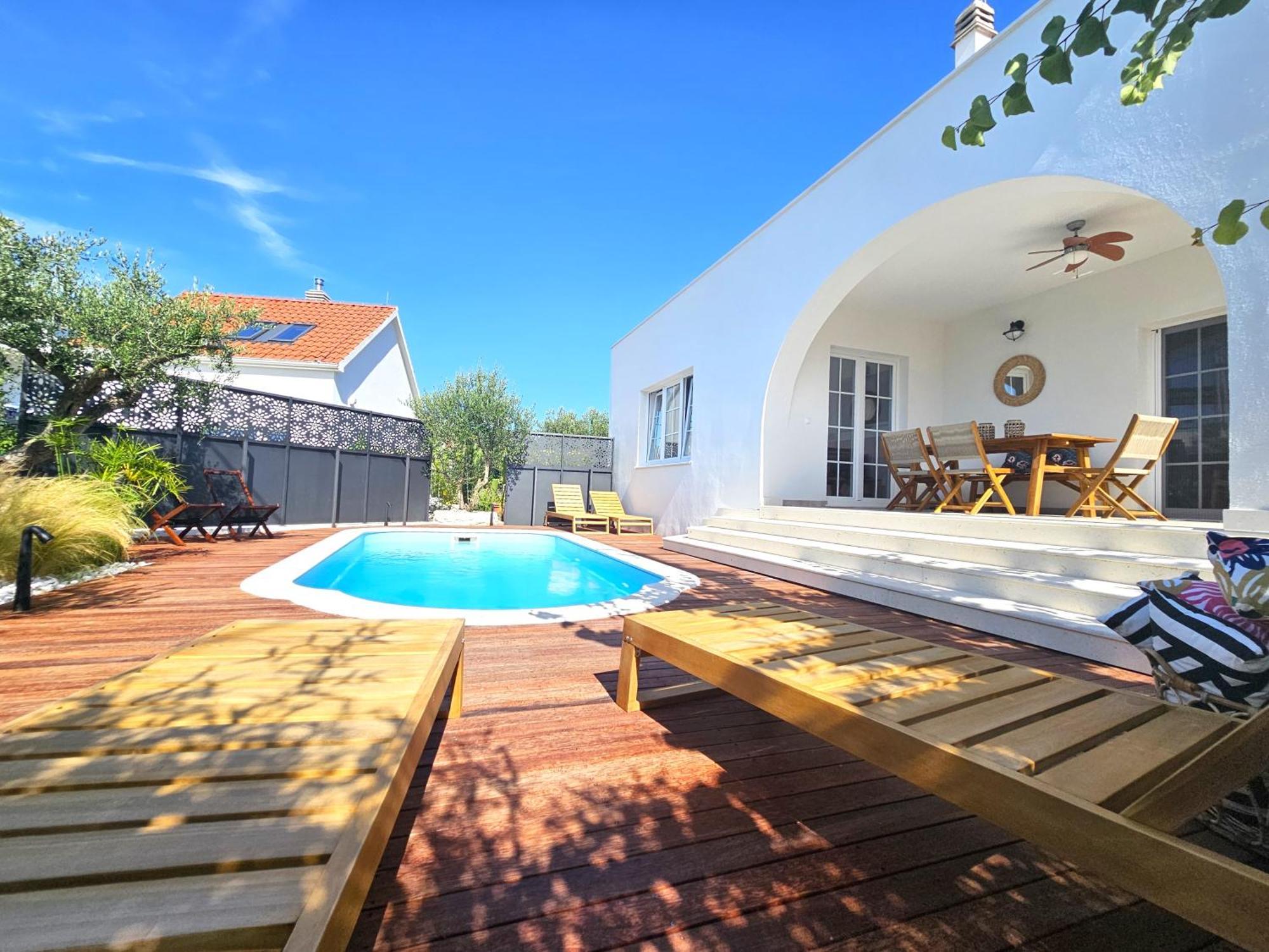 The Three Flowers Pool House تروغير المظهر الخارجي الصورة