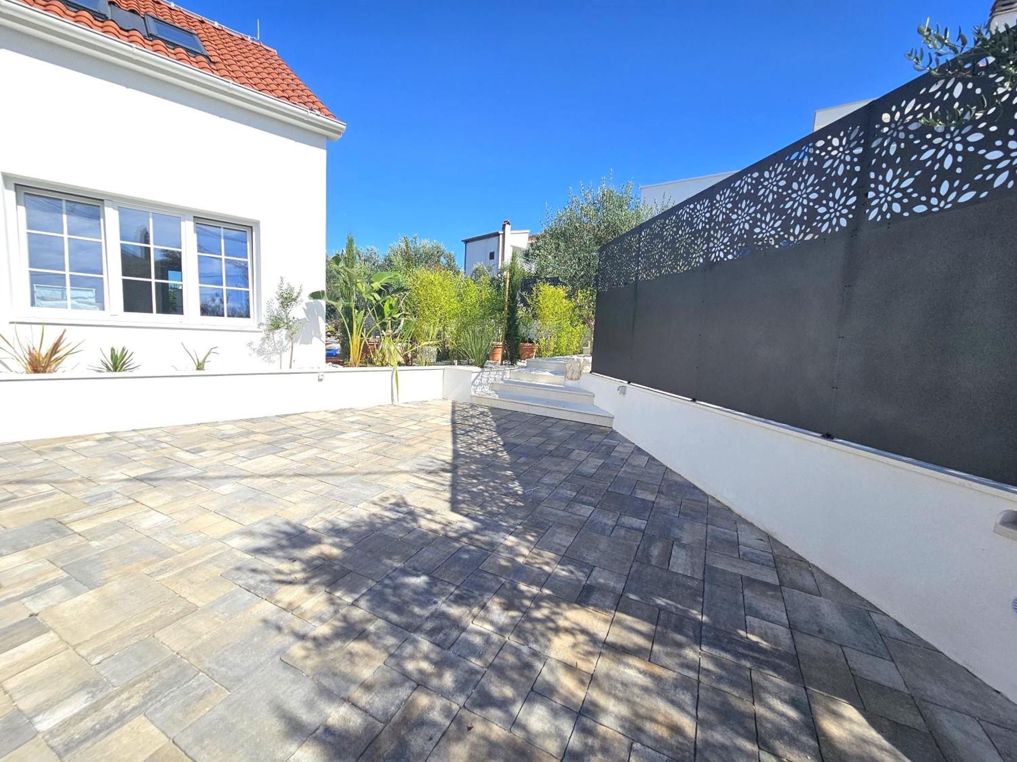 The Three Flowers Pool House تروغير المظهر الخارجي الصورة